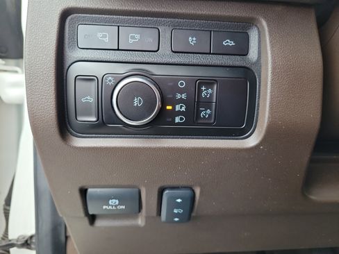 Used 2023 Ford F250 King Ranch w/ Chrome Package AWD/4WD image 20