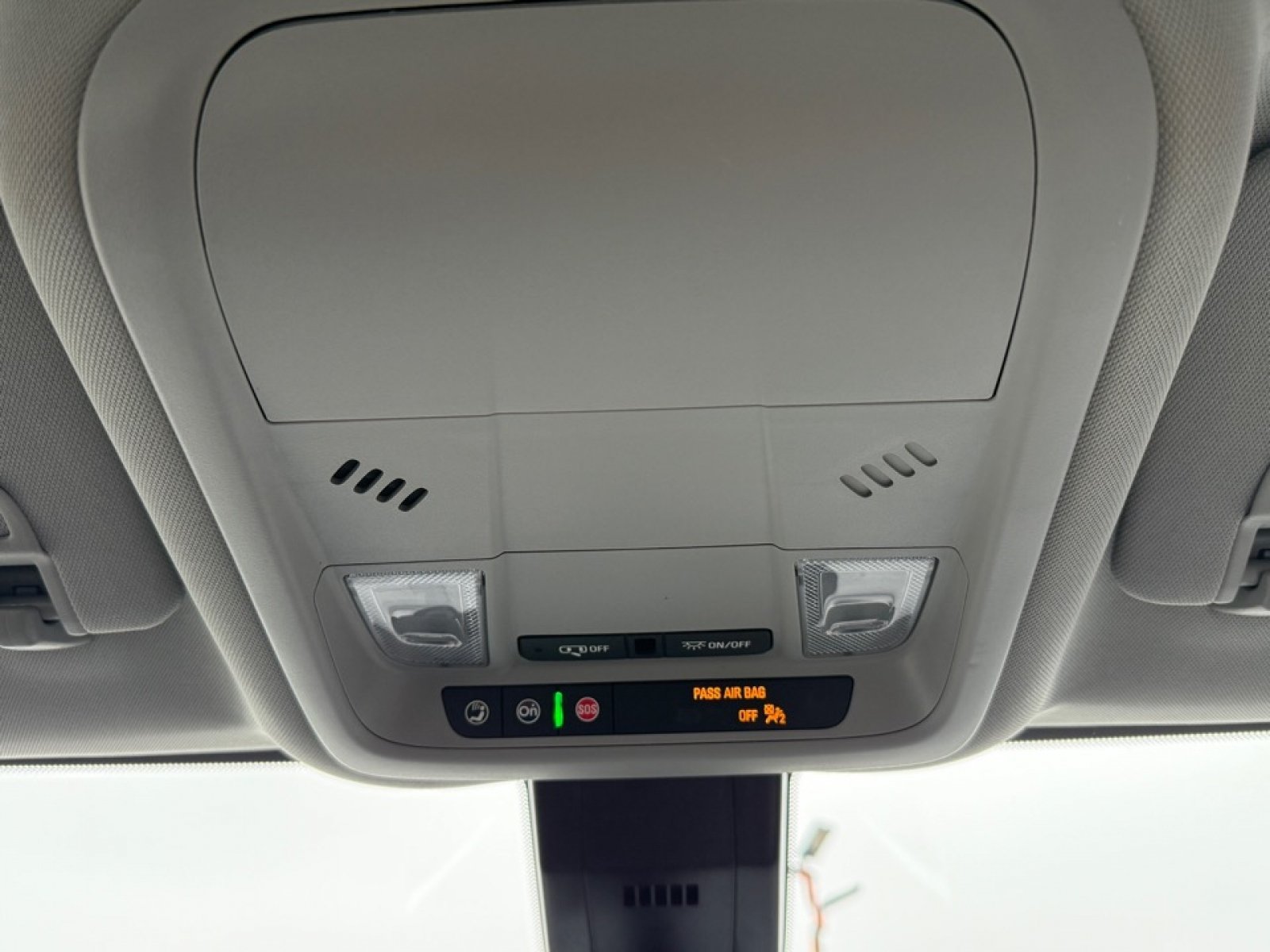 Used 2023 Chevrolet Equinox LS AWD/4WD image 32