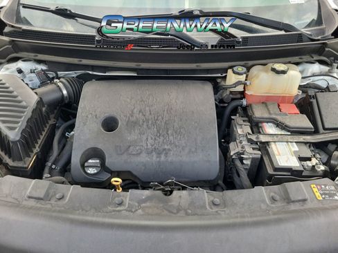 Used 2020 Buick Enclave Essence w/ LPO, Floor Liner Package FWD image 8