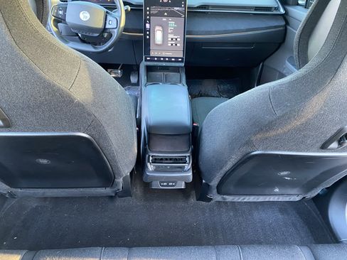 Used 2023 Fisker Ocean Ultra image 19