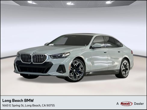 Used 2026 BMW i5 eDrive40 w/ M Sport Package RWD image 1