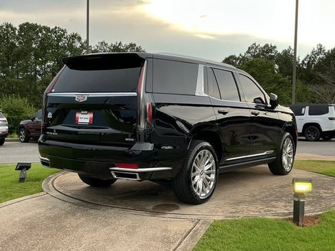 Used 2022 Cadillac Escalade Premium Luxury w/ Performance Package AWD/4WD image 7