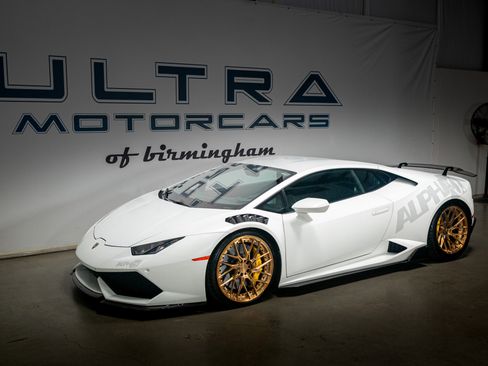 Used 2015 Lamborghini Huracan LP 610-4 image 9