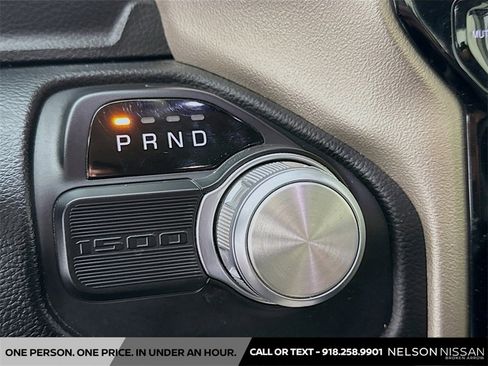 Used 2019 RAM 1500 Laramie image 17