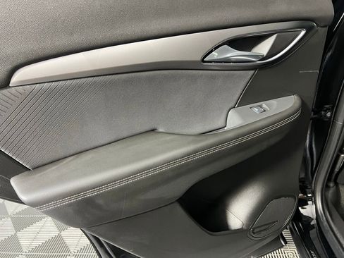 Used 2025 Buick Envision Sport Touring image 27