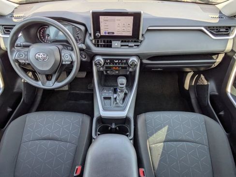 Used 2024 Toyota RAV4 XLE image 16
