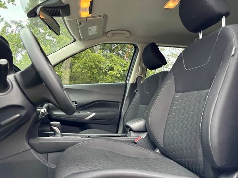 Used 2023 Nissan Kicks SV FWD image 13