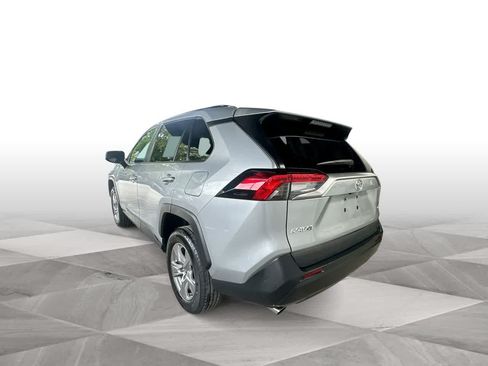 Used 2025 Toyota RAV4 XLE FWD image 6