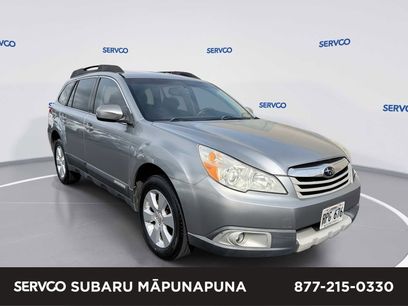 Used 2011 Subaru Outback 2.5i Limited w/ PWR Moonroof Pkg