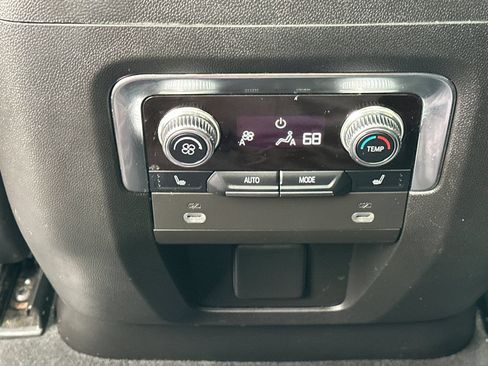 Certified 2023 GMC Yukon XL Denali w/ Max Trailering Package AWD/4WD image 15