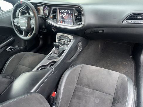 Used 2021 Dodge Challenger R/T w/ Plus Package image 11