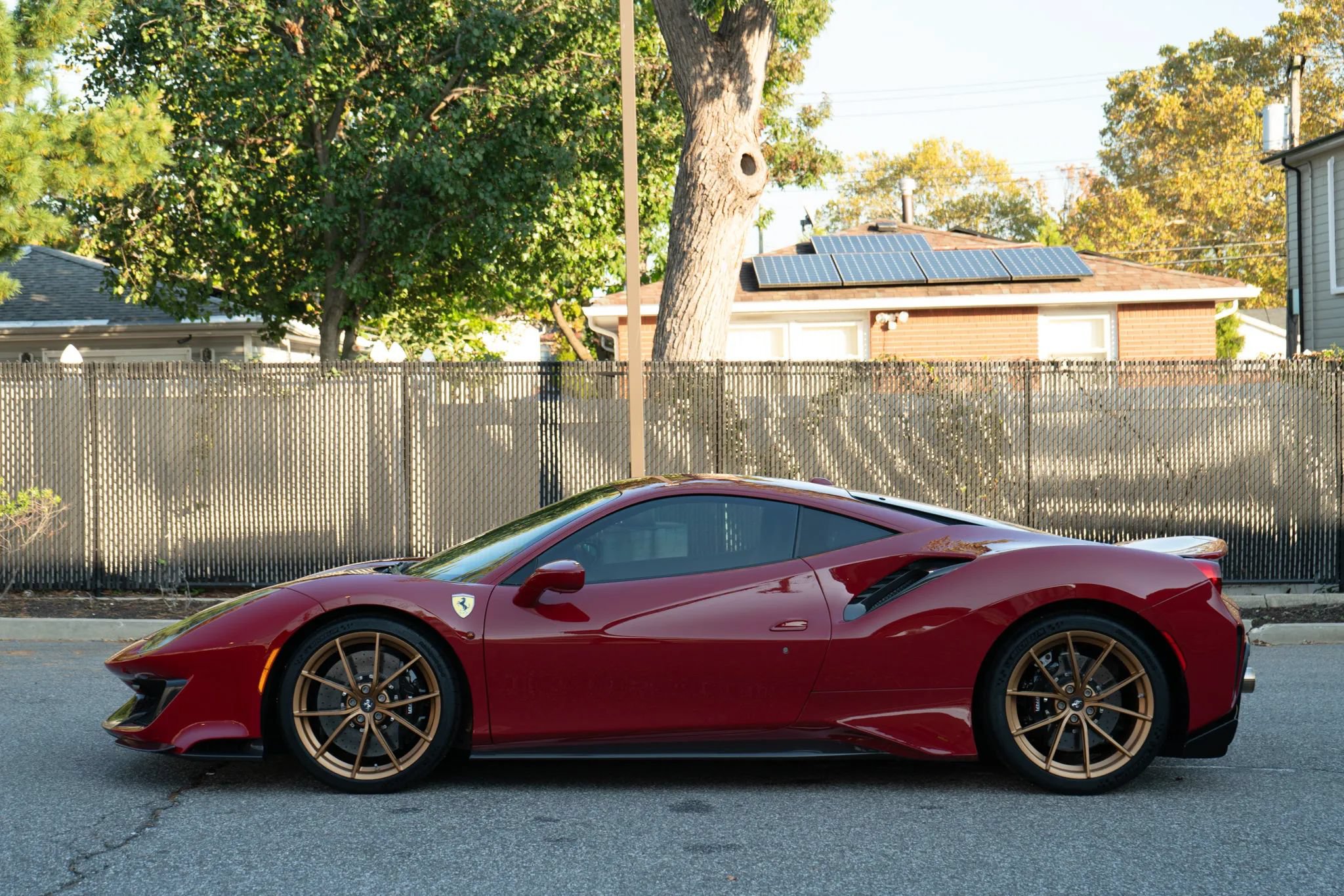 Used 2020 Ferrari 488 Pista Coupe RWD image 14
