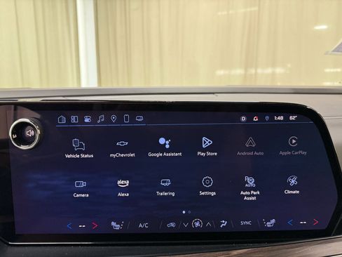 Certified 2025 Chevrolet Suburban Z71 AWD/4WD image 37