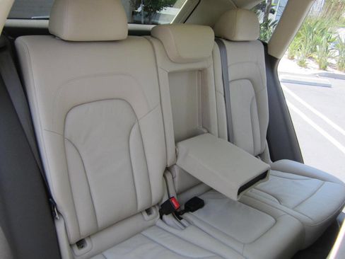 Used 2015 Audi Q5 2.0T Premium Plus w/ Technology Package image 16