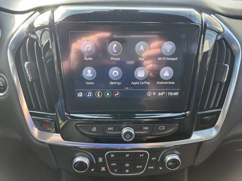 Used 2022 Chevrolet Traverse RS image 22