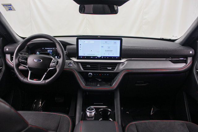 Certified 2025 Ford Explorer ST AWD/4WD image 34
