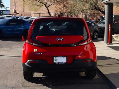 Used 2020 Kia Soul S image 11