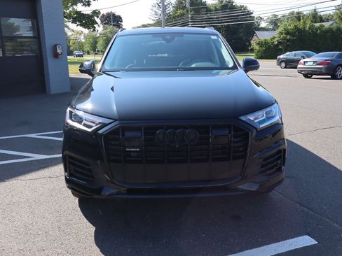 Used 2023 Audi Q7 2.0T Premium Plus w/ Premium Plus Package AWD/4WD image 3