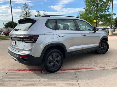 Used 2025 Volkswagen Taos S image 6