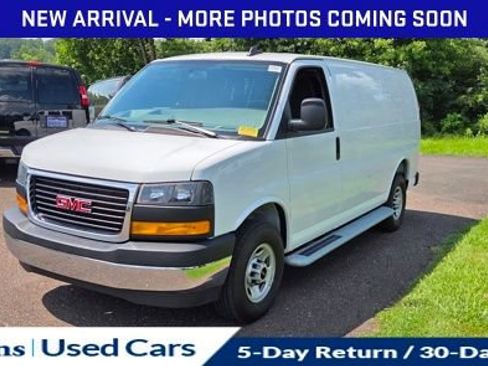 Used 2025 GMC Savana 2500 w/ Driver Convenience Package RWD image 3