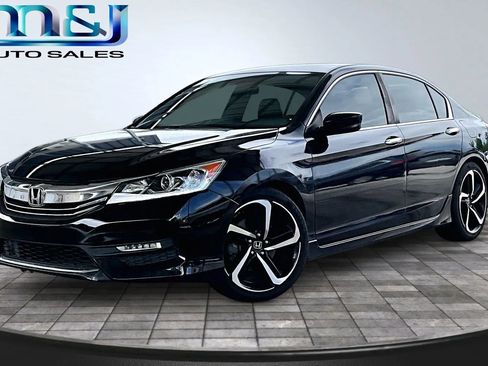 Used 2017 Honda Accord Sport image 1