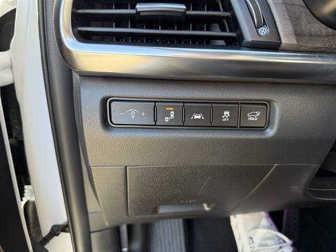 Used 2022 Kia Telluride SX w/ SX Prestige Package image 28