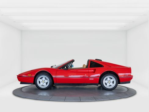 Used 1986 Ferrari 328 GTS image 2