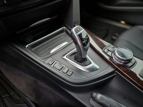 Used 2014 BMW 428i Convertible image 12