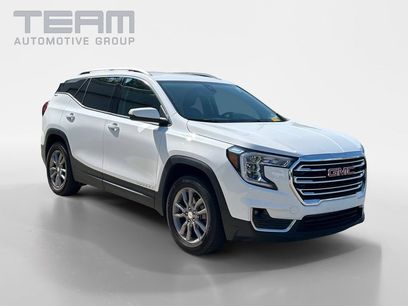 Used 2024 GMC Terrain SLT