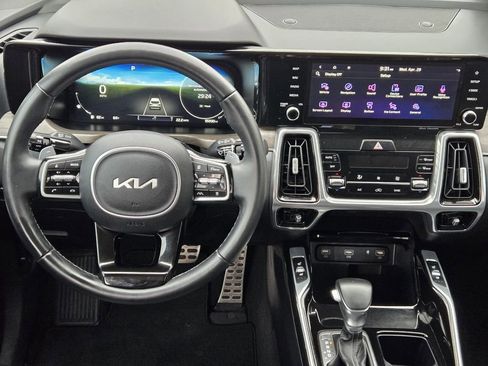 Used 2022 Kia Sorento SX Prestige AWD/4WD image 25