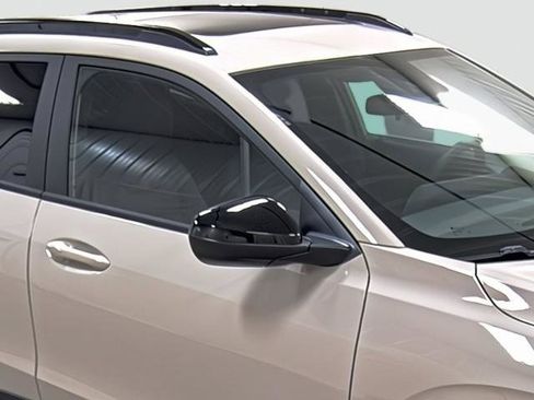 New 2026 Chevrolet Trax RS w/ Sunroof Package FWD image 15