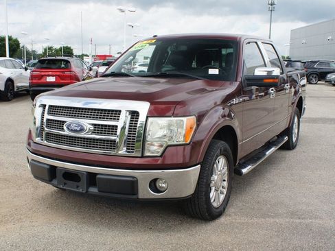 Used 2010 Ford F150 Lariat RWD image 2