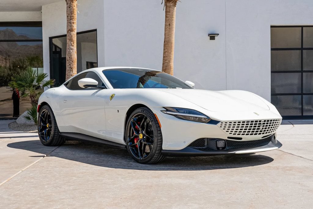 Used 2023 Ferrari Roma RWD image 5