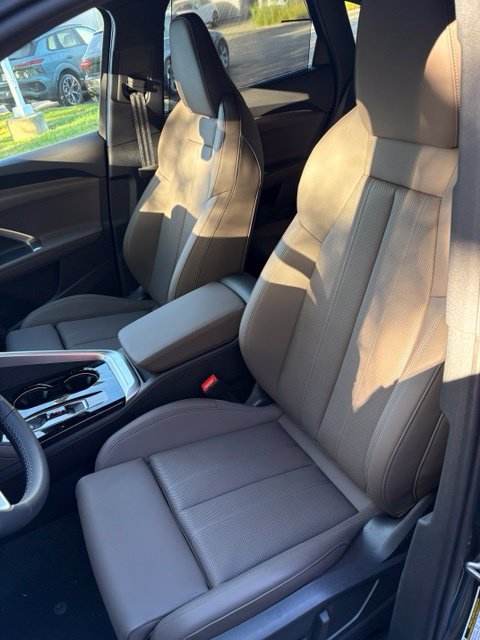 New 2026 Audi Q5 Premium Plus AWD/4WD image 13