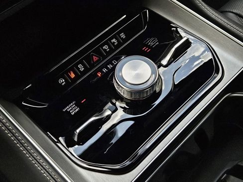 New 2026 Jeep Grand Wagoneer Limited AWD/4WD image 20