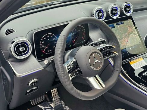 New 2026 Mercedes-Benz GLC 300 4MATIC image 14