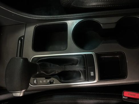 Used 2019 Kia Optima S w/ S Panoramic Sunroof Package FWD image 12