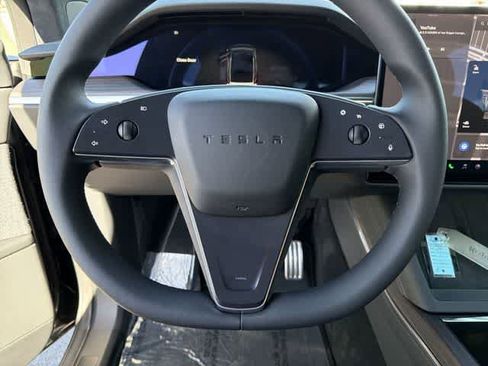 Used 2026 Tesla Model X image 21