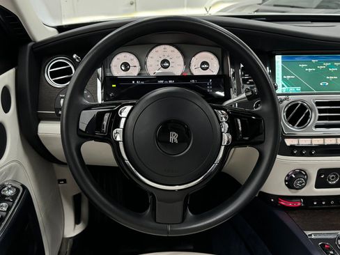 Used 2015 Rolls-Royce Ghost RWD image 55
