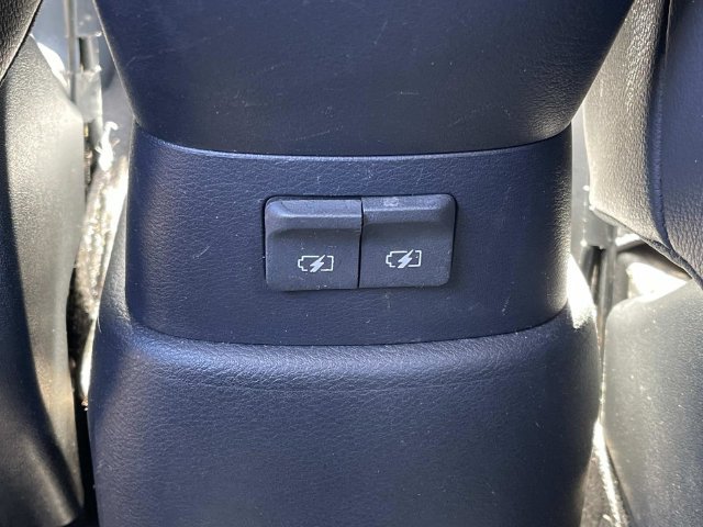 Used 2020 Nissan Kicks SR w/ SR Premium Package FWD image 16