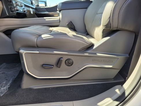 New 2025 Ford F350 Platinum w/ Platinum Plus Package image 36