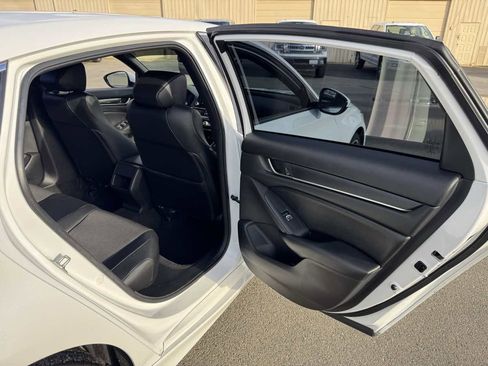 Used 2020 Honda Accord Sport image 18