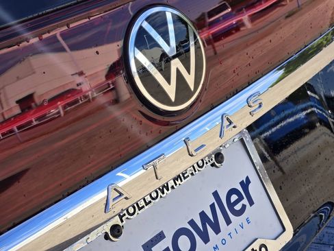 New 2026 Volkswagen Atlas SEL Premium R-Line image 7