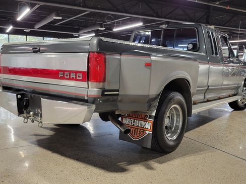 Used 1987 Ford F250 2WD SuperCab image 31