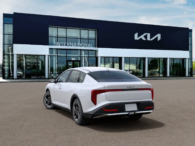 New 2026 Kia K4 EX FWD image 4