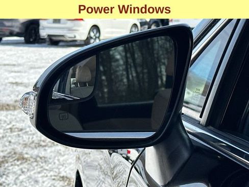 Used 2013 Toyota Venza LE image 8