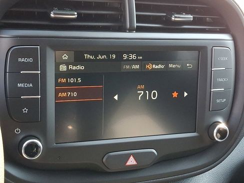 New 2025 Kia Soul LX w/ LX Technology Package image 9