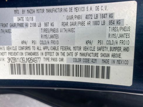 Used 2018 MAZDA MAZDA3 Touring image 39