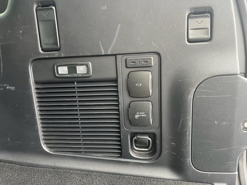 Used 2025 Ford Expedition Max Platinum image 40