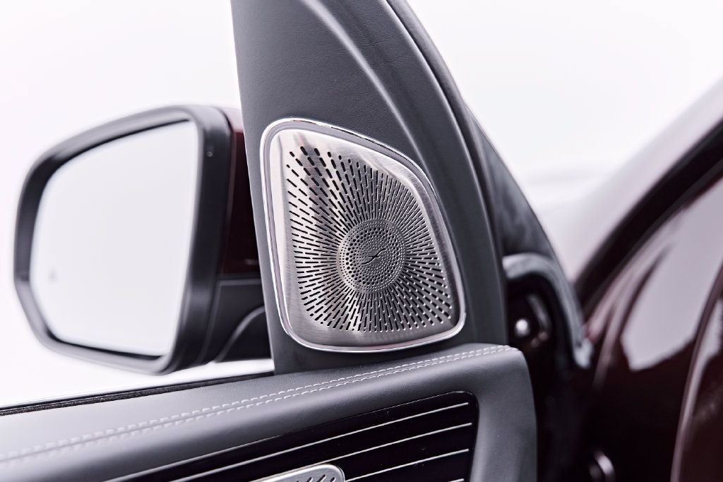 Used 2024 Mercedes-Benz Maybach GLS 600 4MATIC image 46